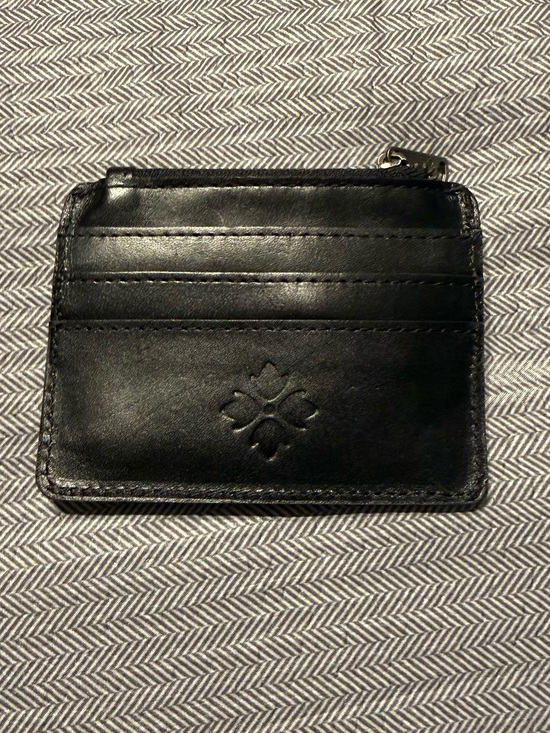 Patricia Nash Handbags - Patricia Nash Black Leather Card Wallet with Embossed Logo